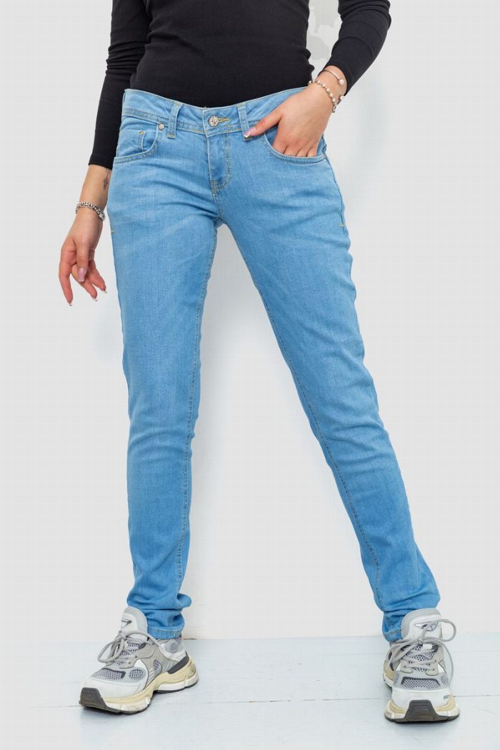 Джинси жіночі однотонні, колір блакитний — фото товару KAMI STORE